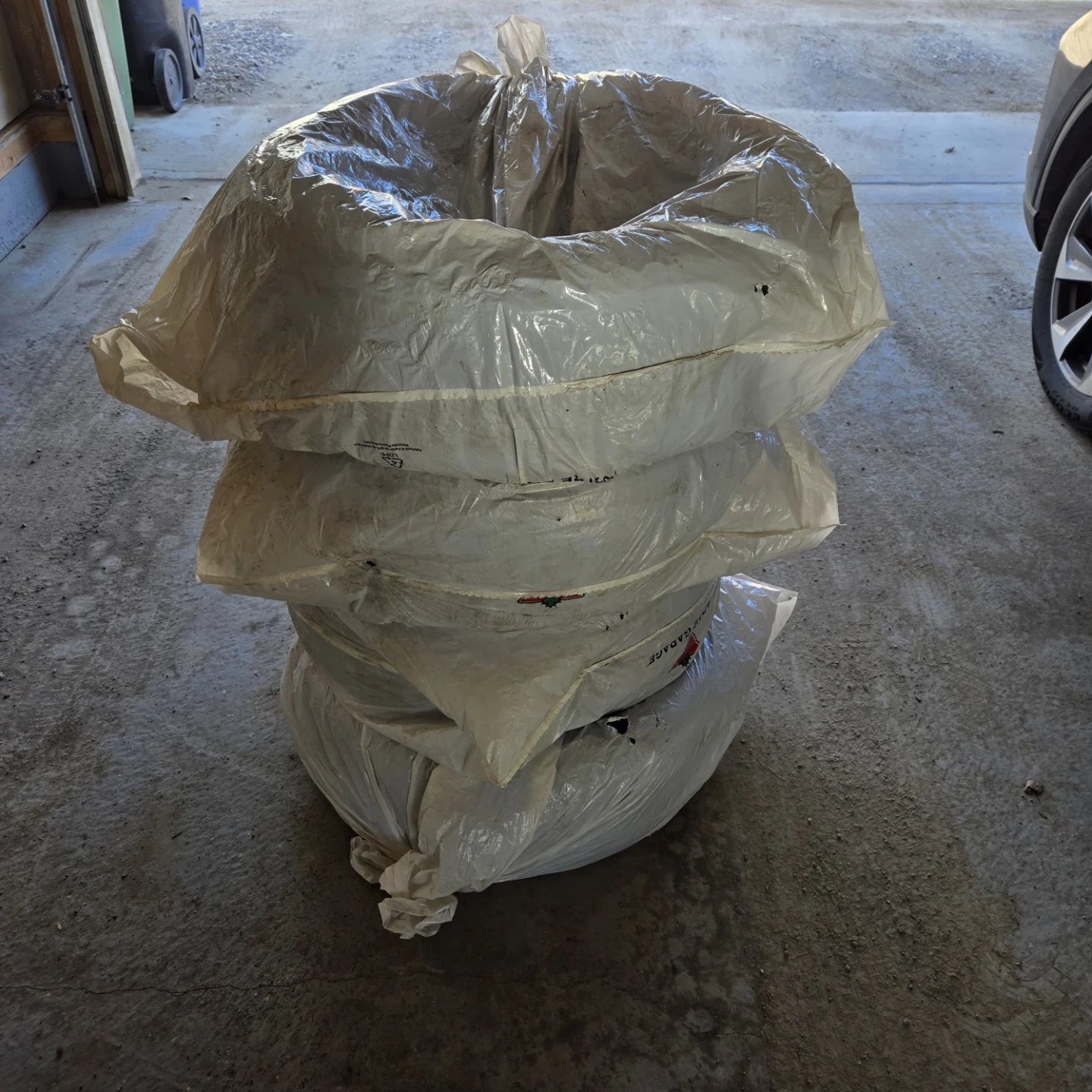 Motomaster "Performance Edge" 235/55R17 Tire - photo 5