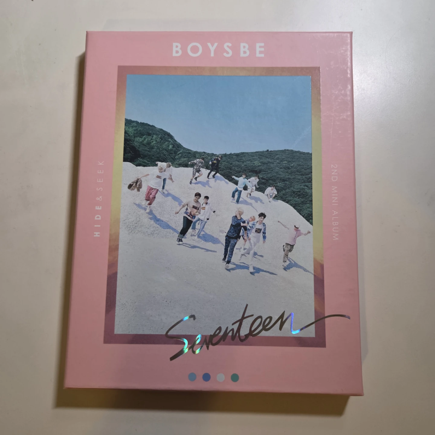 Seventeen - 2nd Mini Album "Boys Be" (Hide Version)