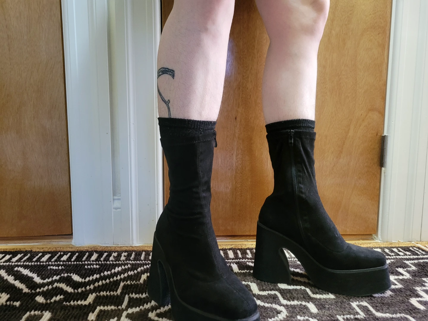 Black High Heel Boots - photo 2