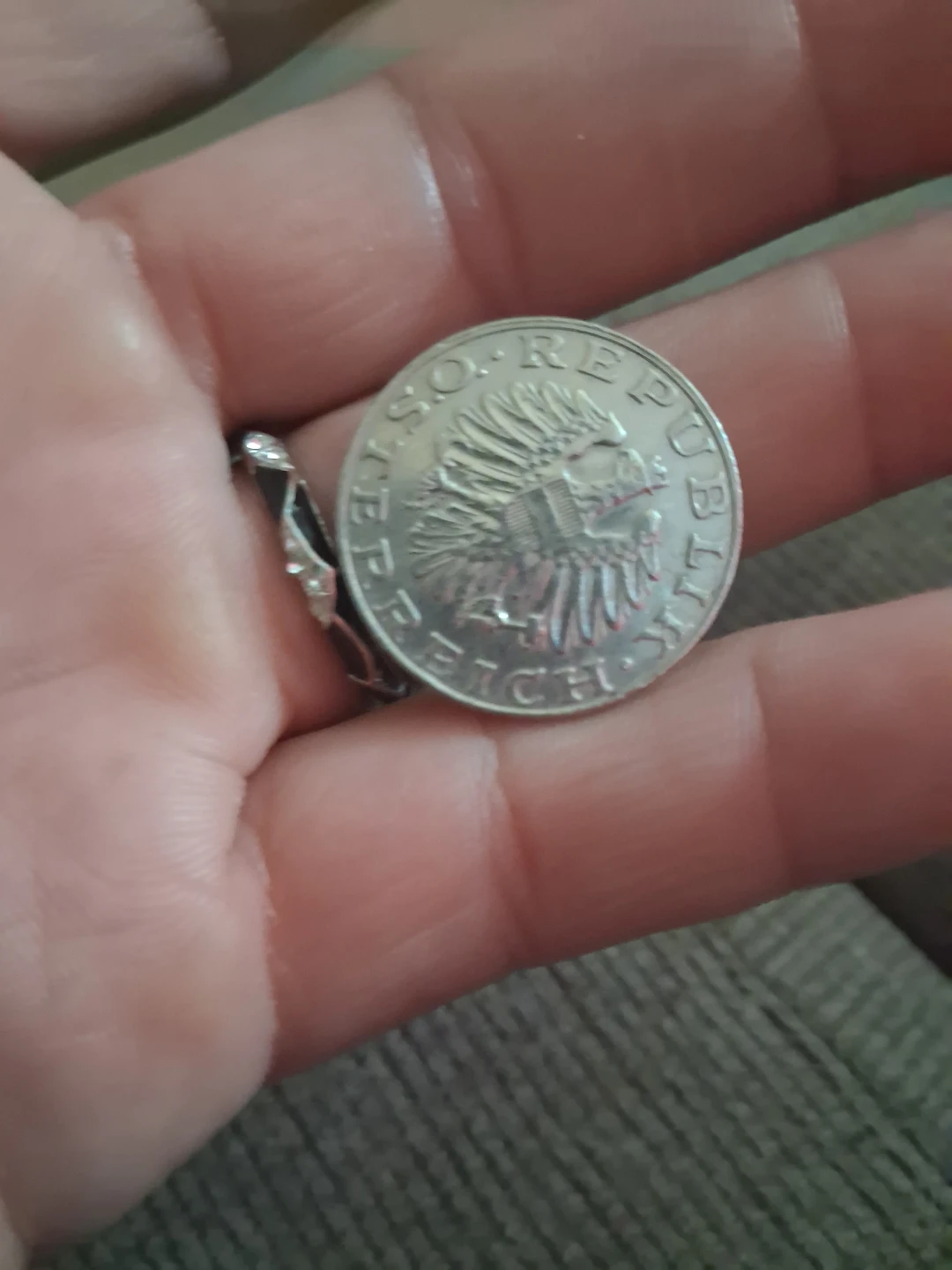 1990 Austrian 1 Schilling Coin - photo 2