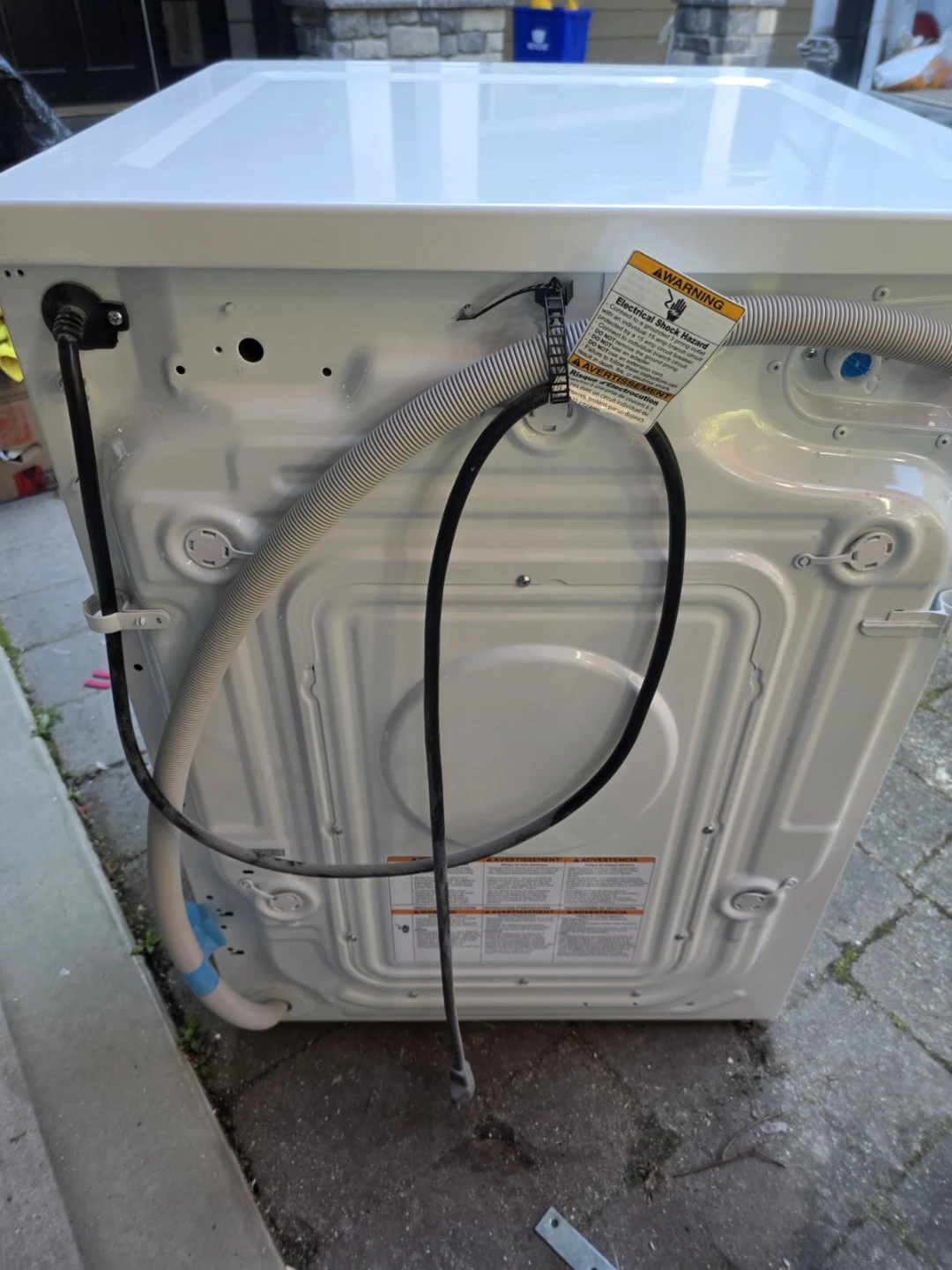 Showroom model. NEW! GE Front Load Washing Machine - photo 2