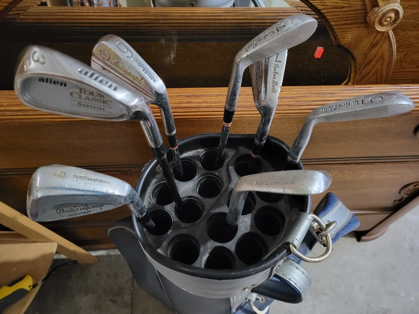 Vintage Augusta Golf Bag & Assorted 7-Club. - photo 3