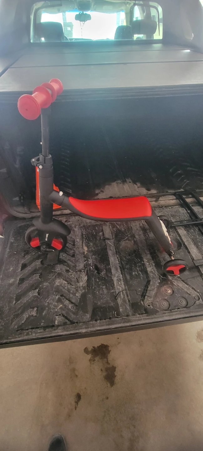 Kids Scooter with Red Seat