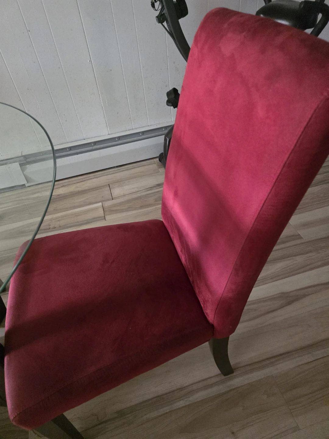 Round Glass Top Dining Table with 3 Red velvet Chairs - photo 2