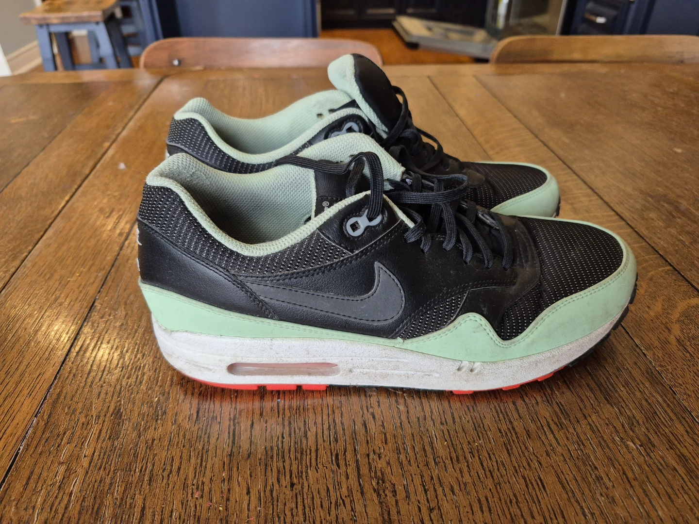 Nike Air Max 1 Sneakers - Black/Mint Green - photo 4