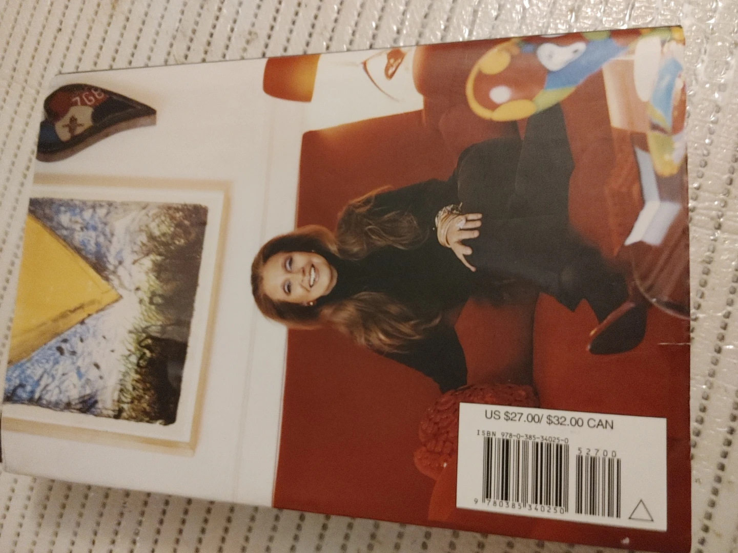 Rogue by Danielle Steel Paperback Book - photo 2