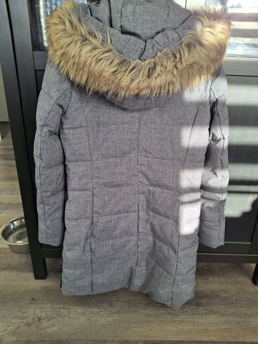 POINT Collection Grey Puffer Coat with Faux Fur Hood - Size M/M - photo 3