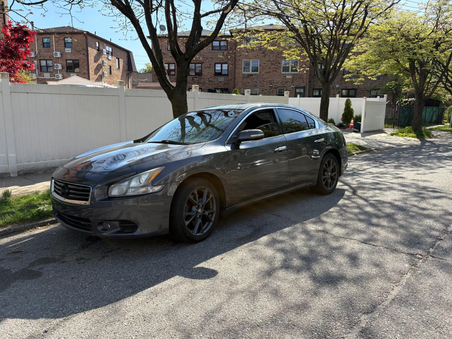 2010 NISSAN MAXIMA SEDAN