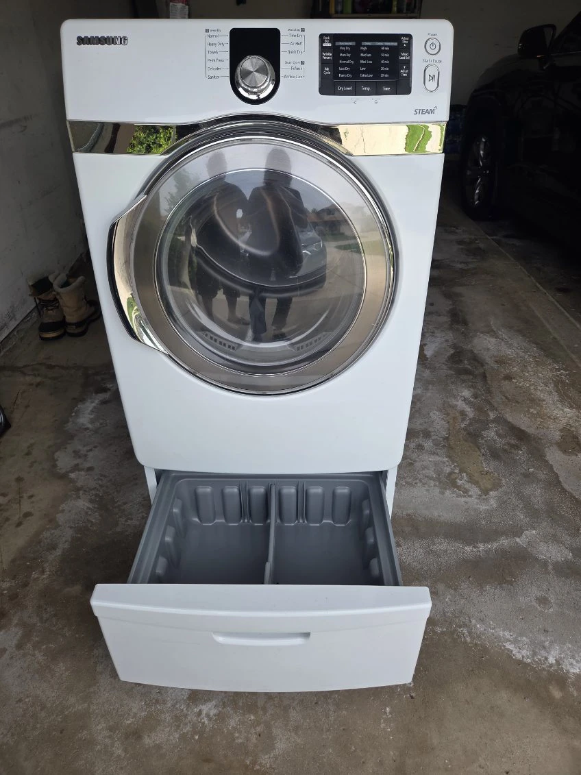 Samsung White Front Load Steam Dryer - photo 2