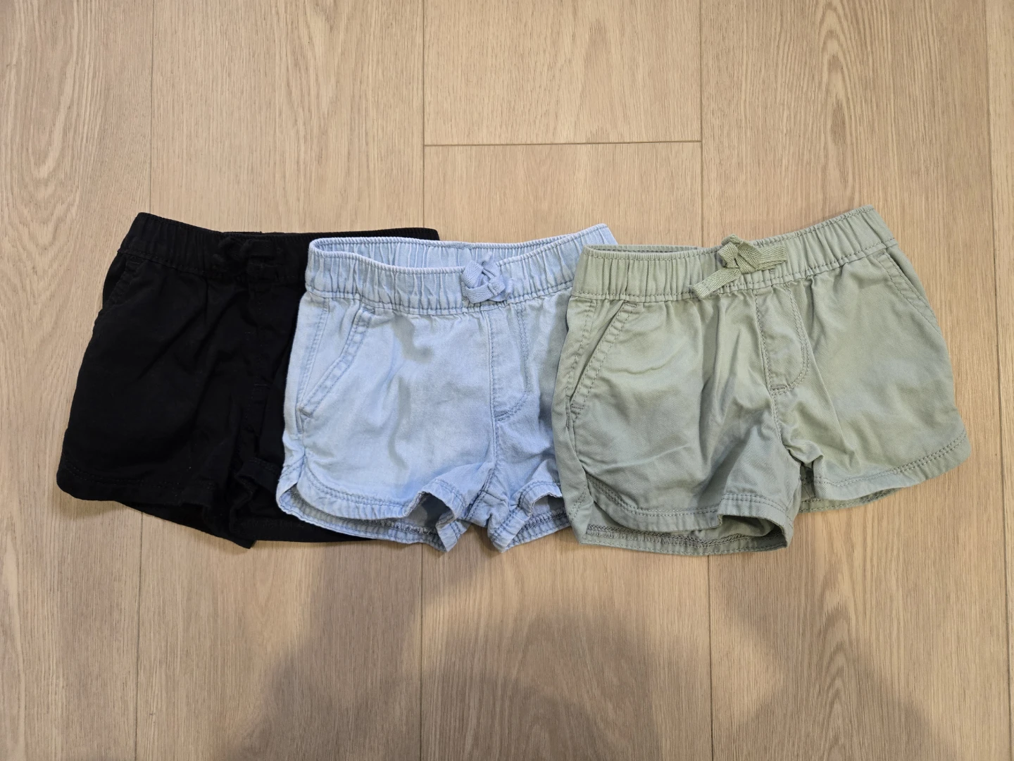 18-24m Baby Girl Shorts (x3)