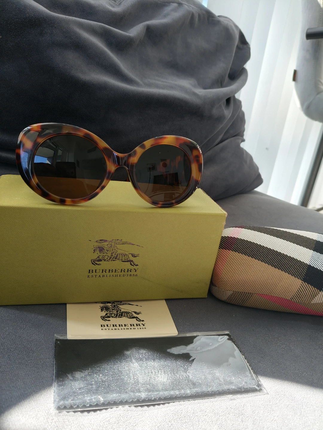 Burberry Tortoiseshell Sunglasses - photo 3