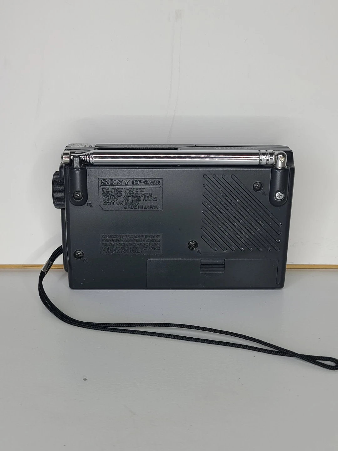 SONY ICF-SW22 Mini Radio AM/FM/ShortWave - Great Condition! - photo 3