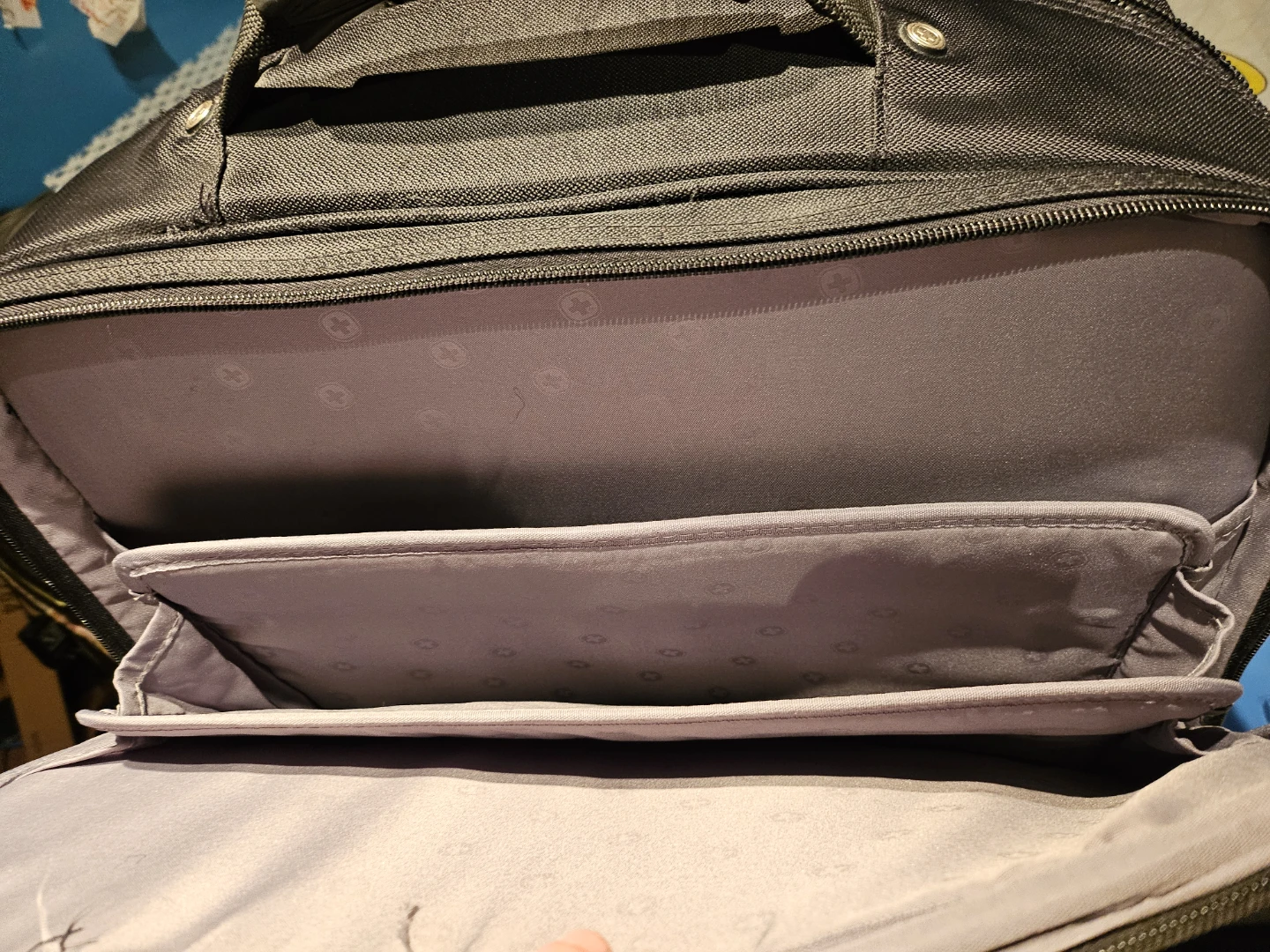 Swiss Gear Black Rolling Briefcase in good used condition - photo 3