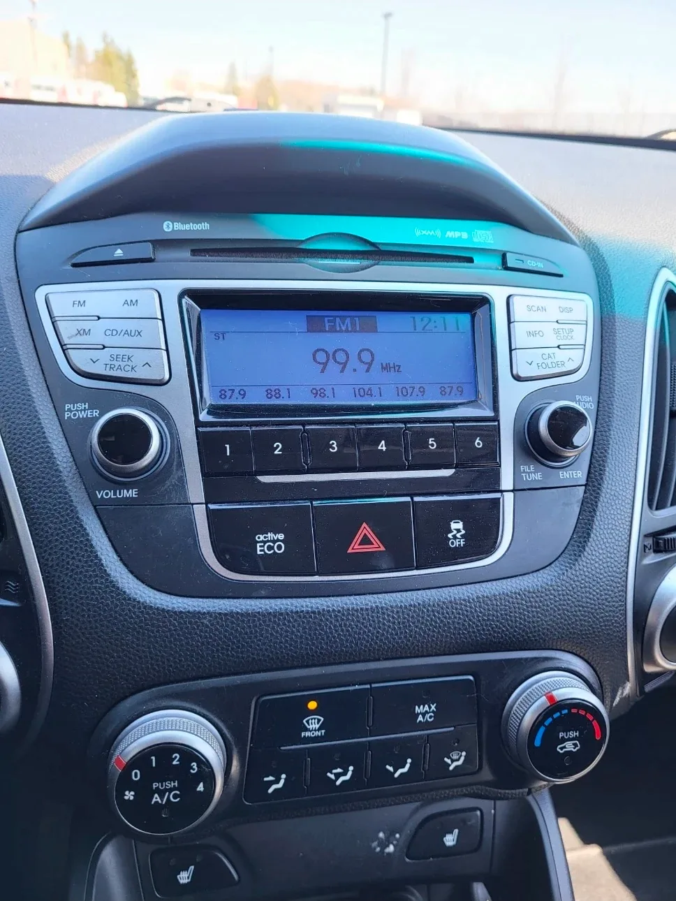 Hyundai Tucson Driver Seat - photo 2