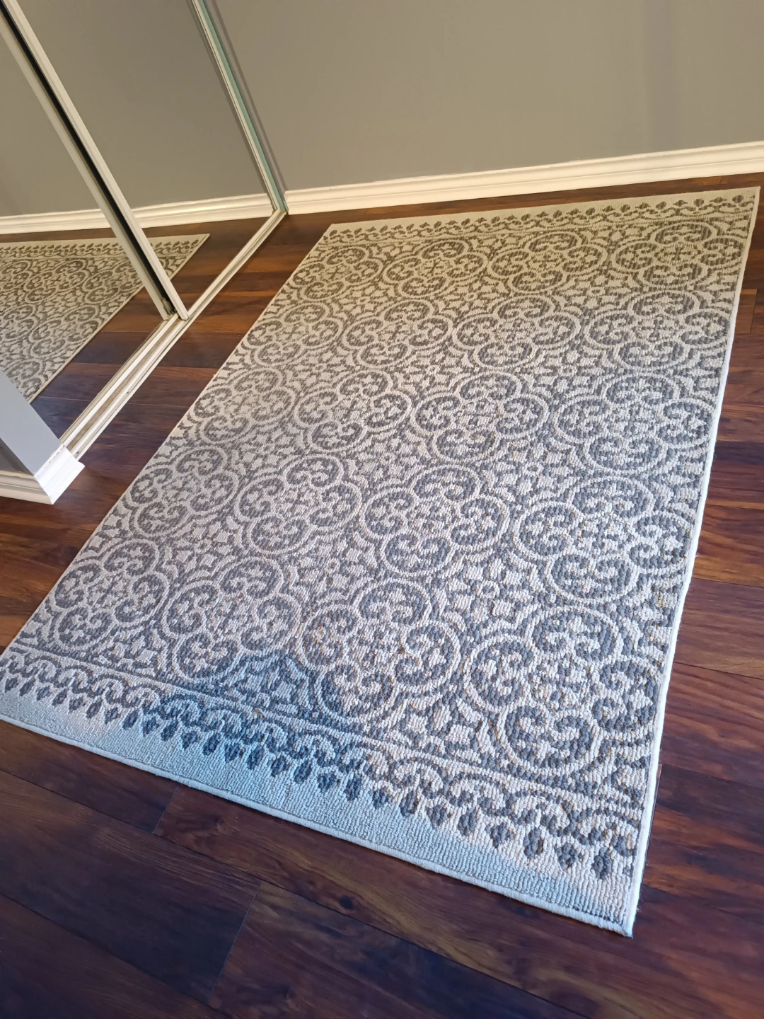 Mohawk Home S83G Area Rug