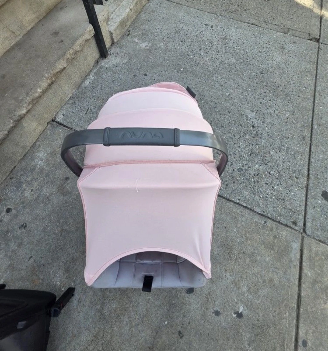 Nuna Pipa Infant Car Seat - Pink - photo 2