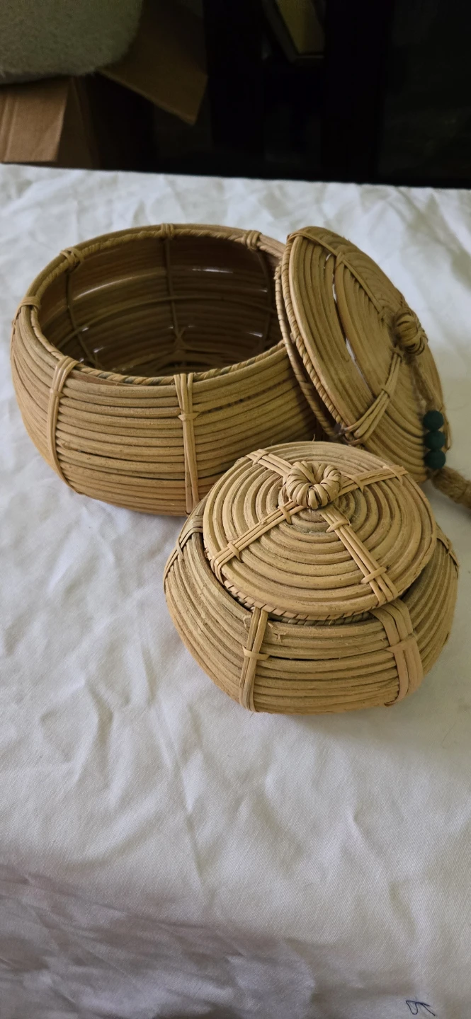 Wicker Storage Baskets with Lids - photo 2