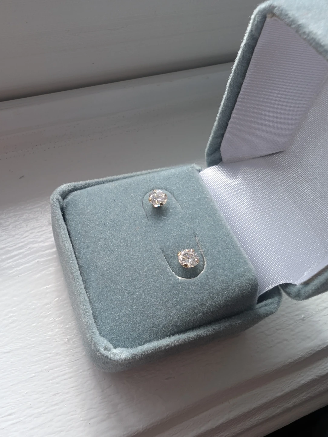 Brand New 14K Yellow Gold Cubic Zirconia Earrings For Sale - photo 5