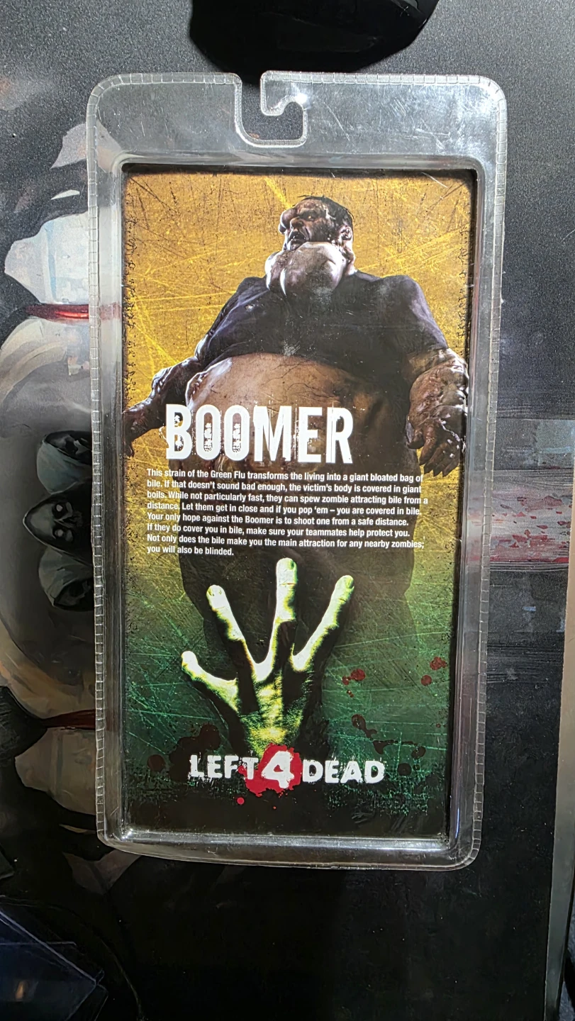 Left 4 Dead Boomer Action Figure - photo 2