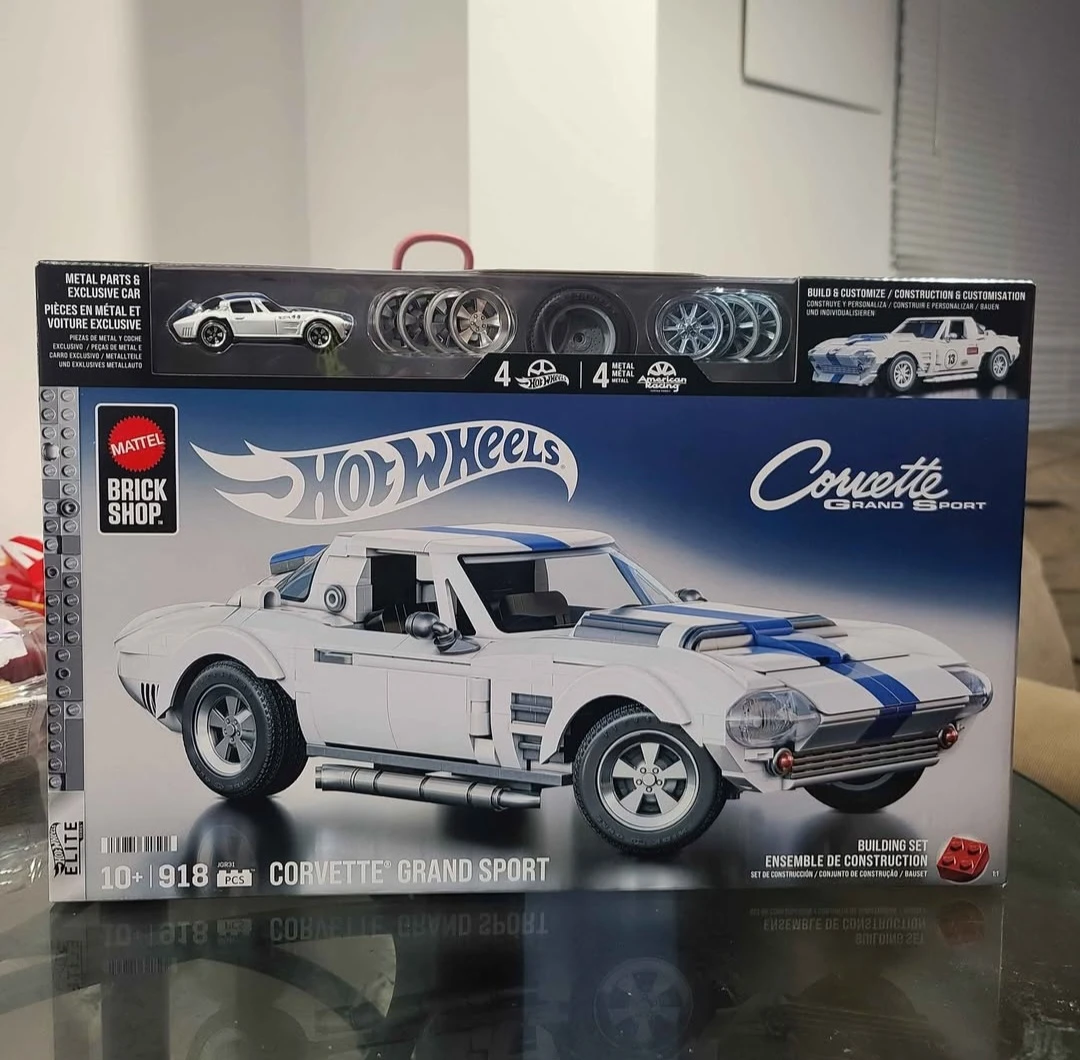 Hot Wheels Corvette Grand Sport Building Set