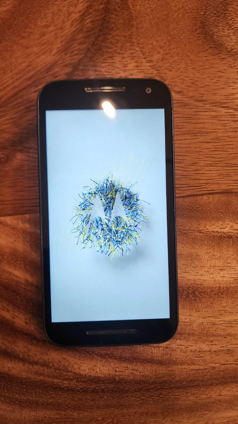 Motorola Moto G (3rd Gen) Smartphone with Pouch - photo 3