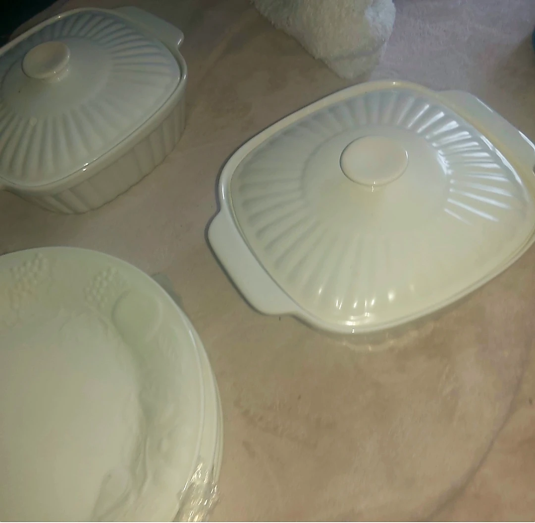 White Casserole Dish and Teacups Set
