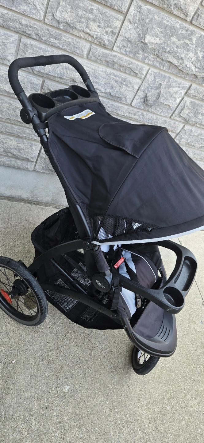 Graco Jogging Stroller - photo 3