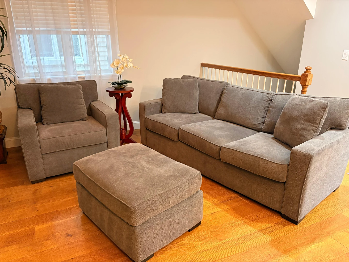 Gray Fabric Armchair with Ottoman
