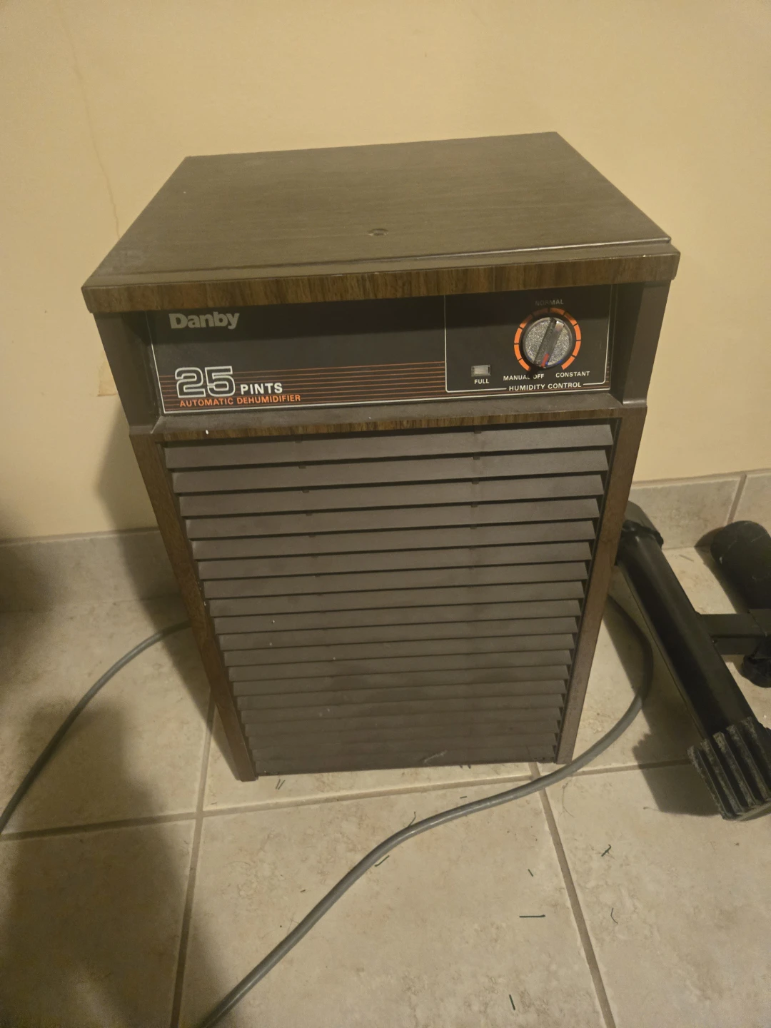 Danby 25 Pints Automatic Dehumidifier
