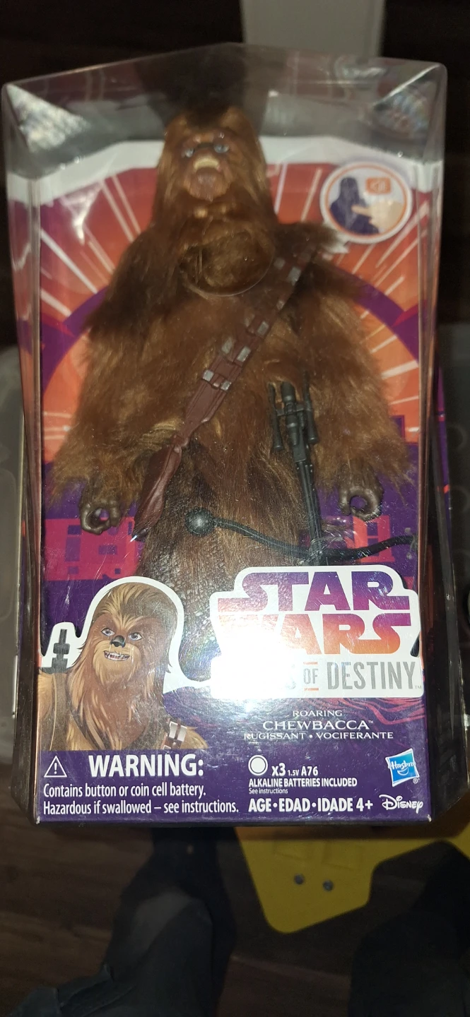 Star Wars Roaring Chewbacca Action Figure