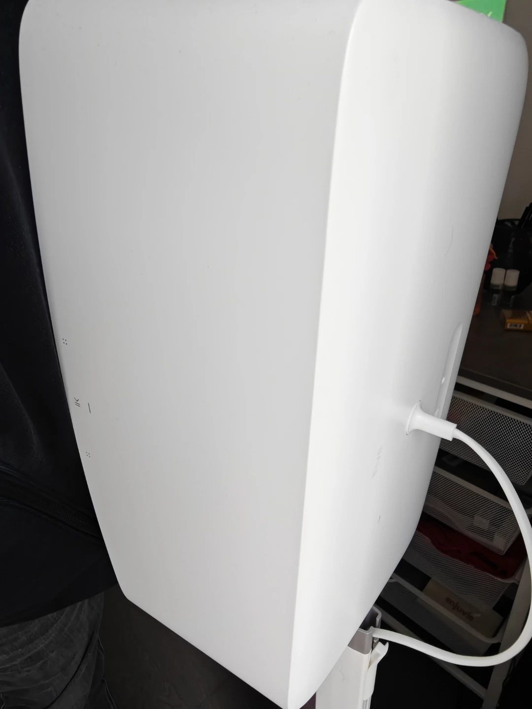 White Sonos Speaker - photo 3
