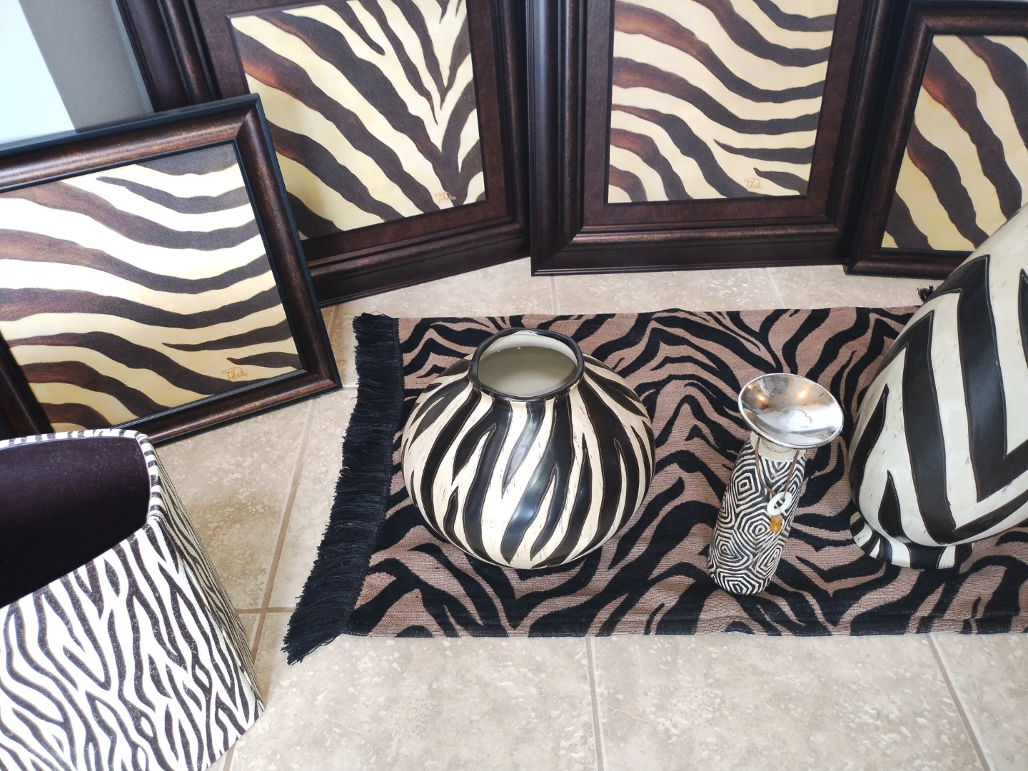 Zebra Print Home Decor Set - photo 2