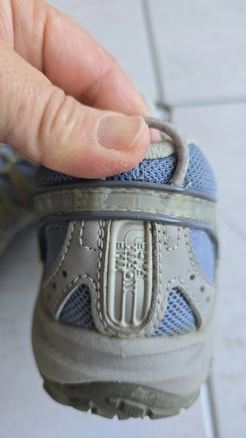 The North Face Women's Hiking Shoes Size 5 - photo 4