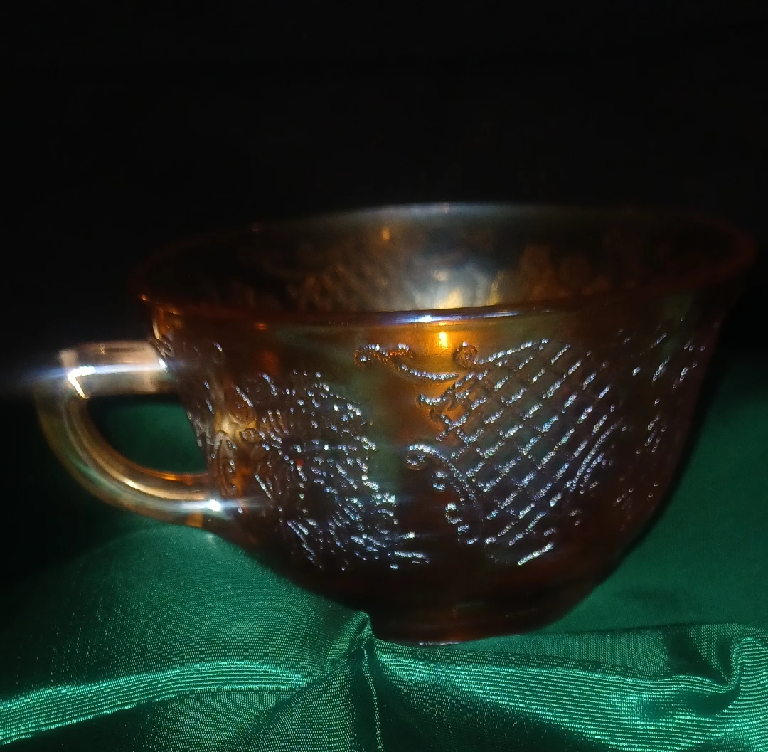 Vintage Federal depression (carnival) cup Normandie pattern