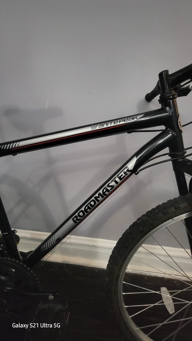 Roadmaster Granite Peak Mountain Bike - photo 5