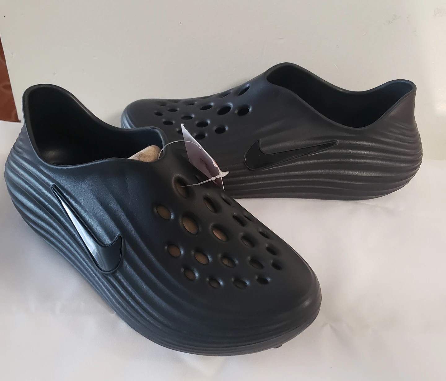 Brand new Nike Reactx Black Men's Size 8,5 W Size 9,5