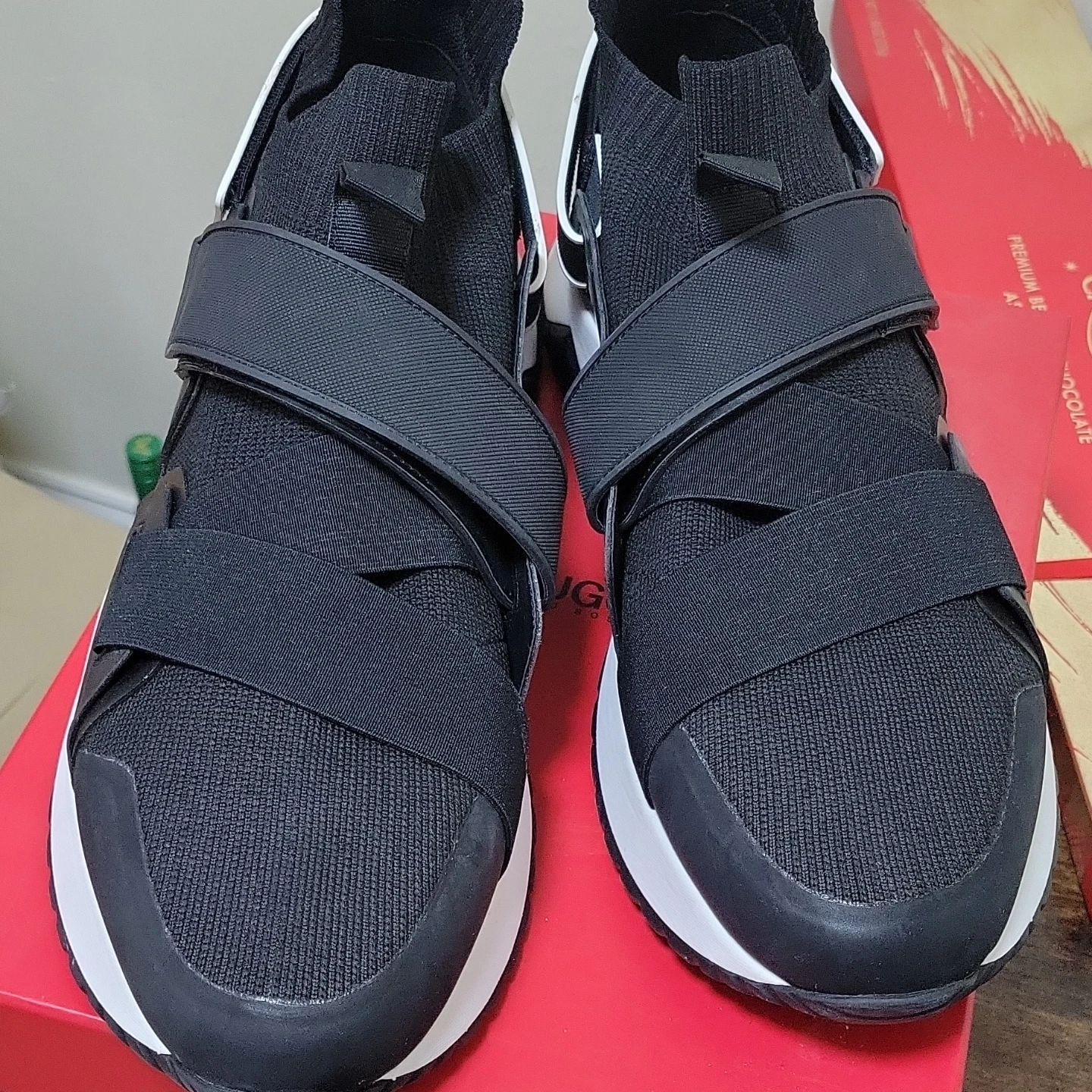 HUGO BOSS Men's Black Knit Slip-On Sneakers Size 12