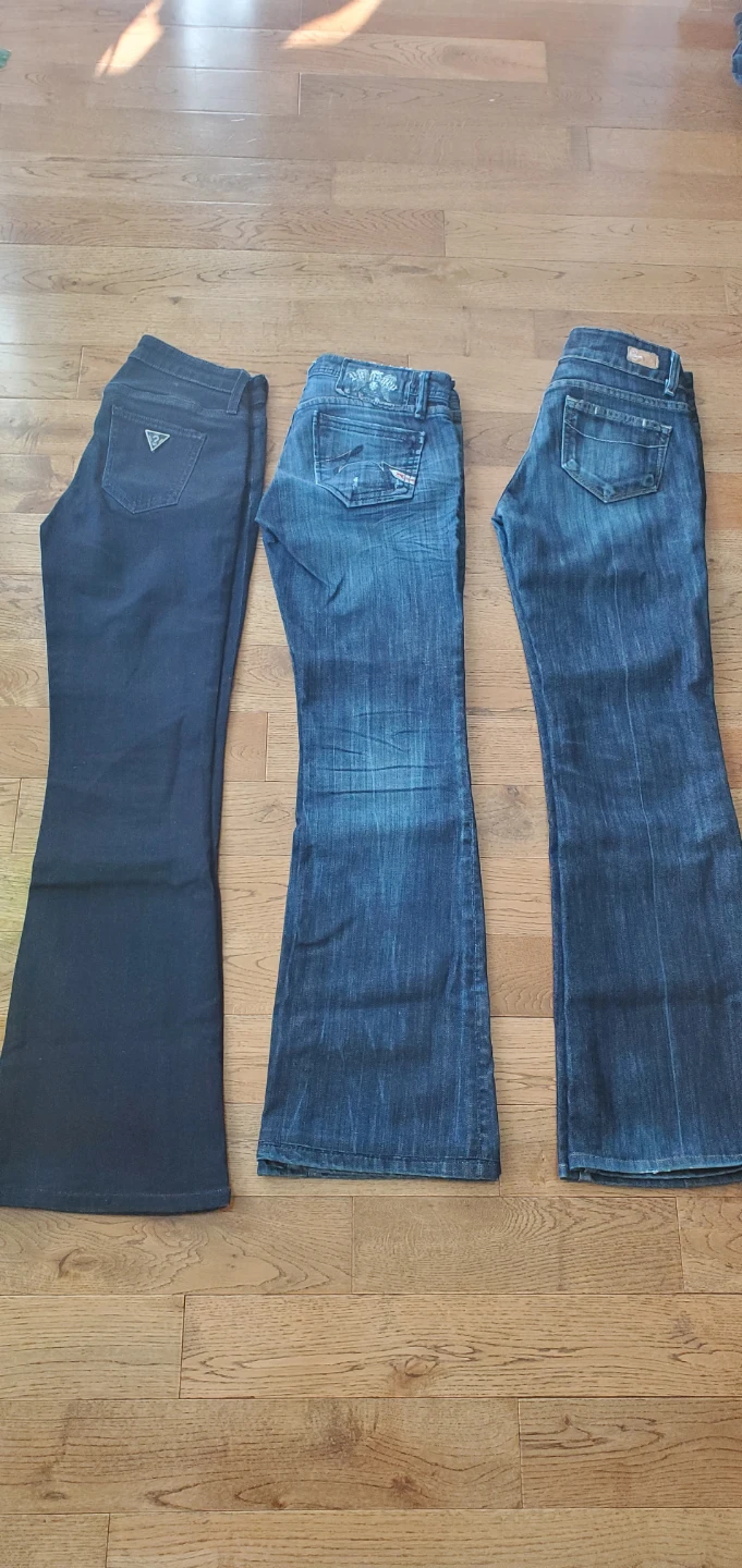 3 Pairs of Women's Jean