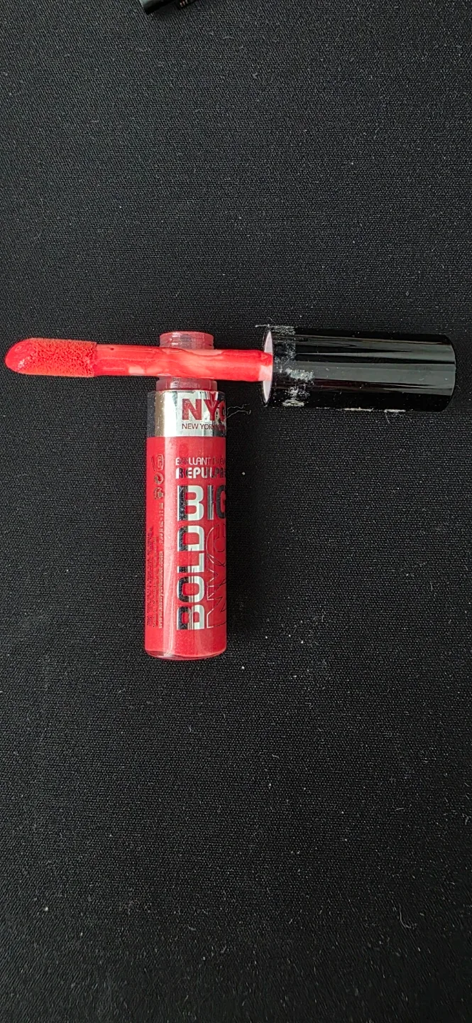 NYC Big Bold Plumping Lip Gloss