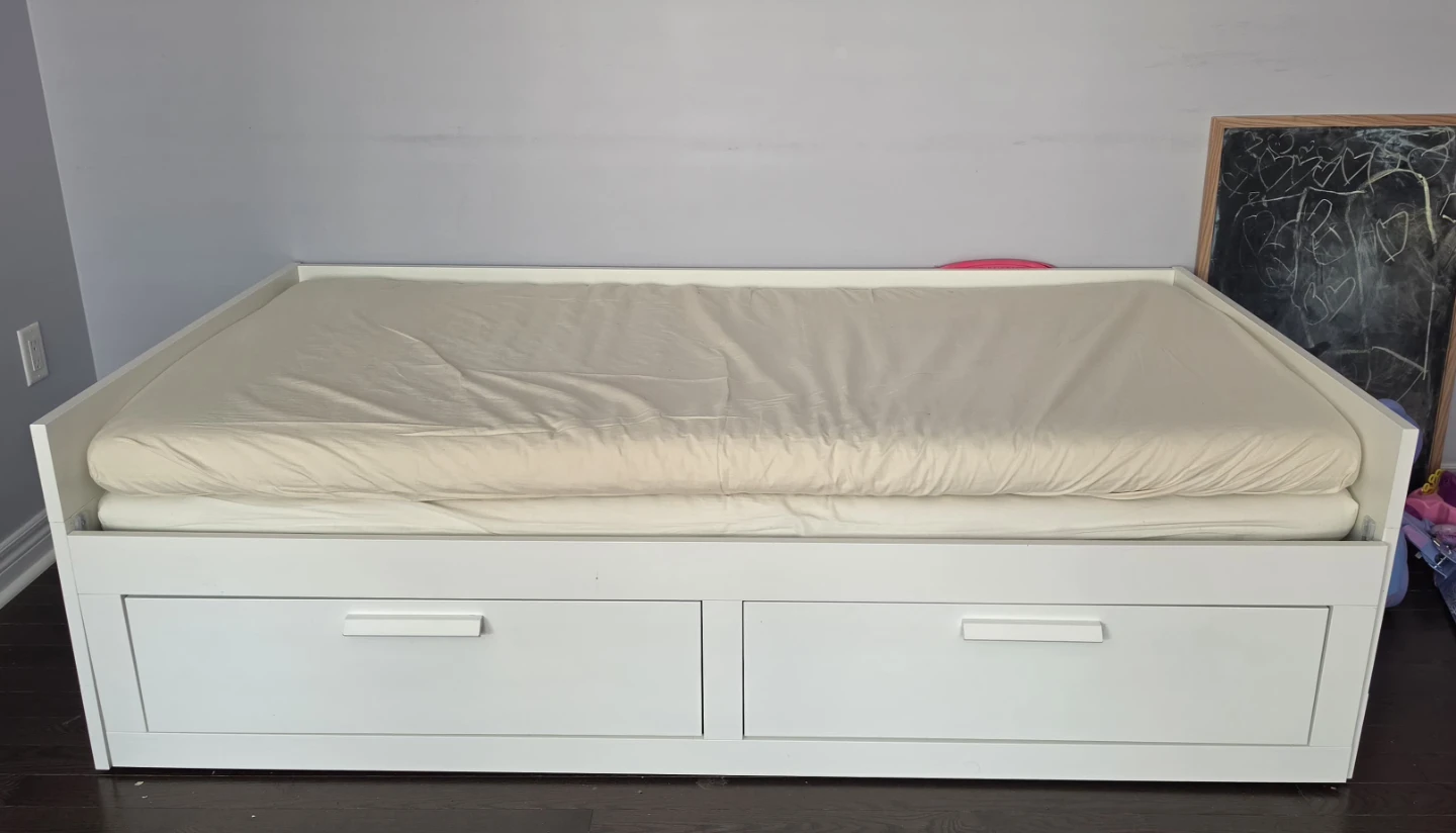 IKEA BRIMNES Daybed Frame with 2 Drawer