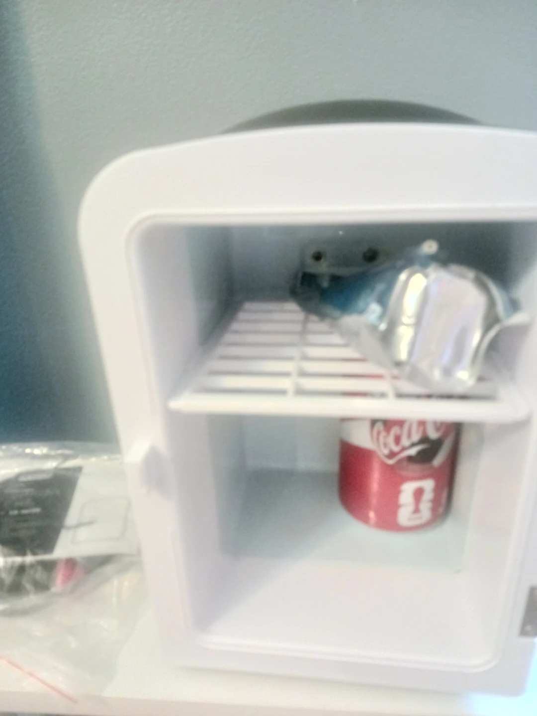 ICEMAN 4L Portable Personal Mini Fridge - photo 4