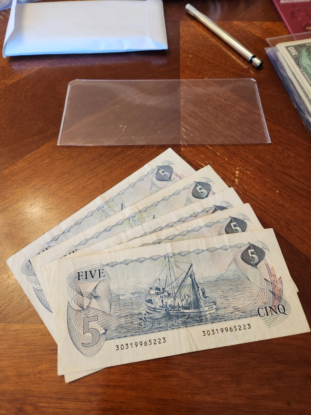 Canada Five Dollar Bills $ -Each Banknote - photo 4