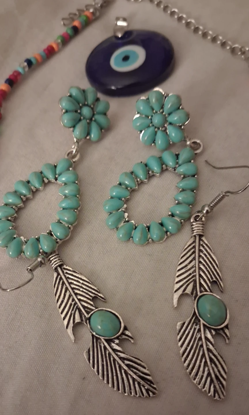 Turquoise Feather Earrings and Beaded Necklace Set