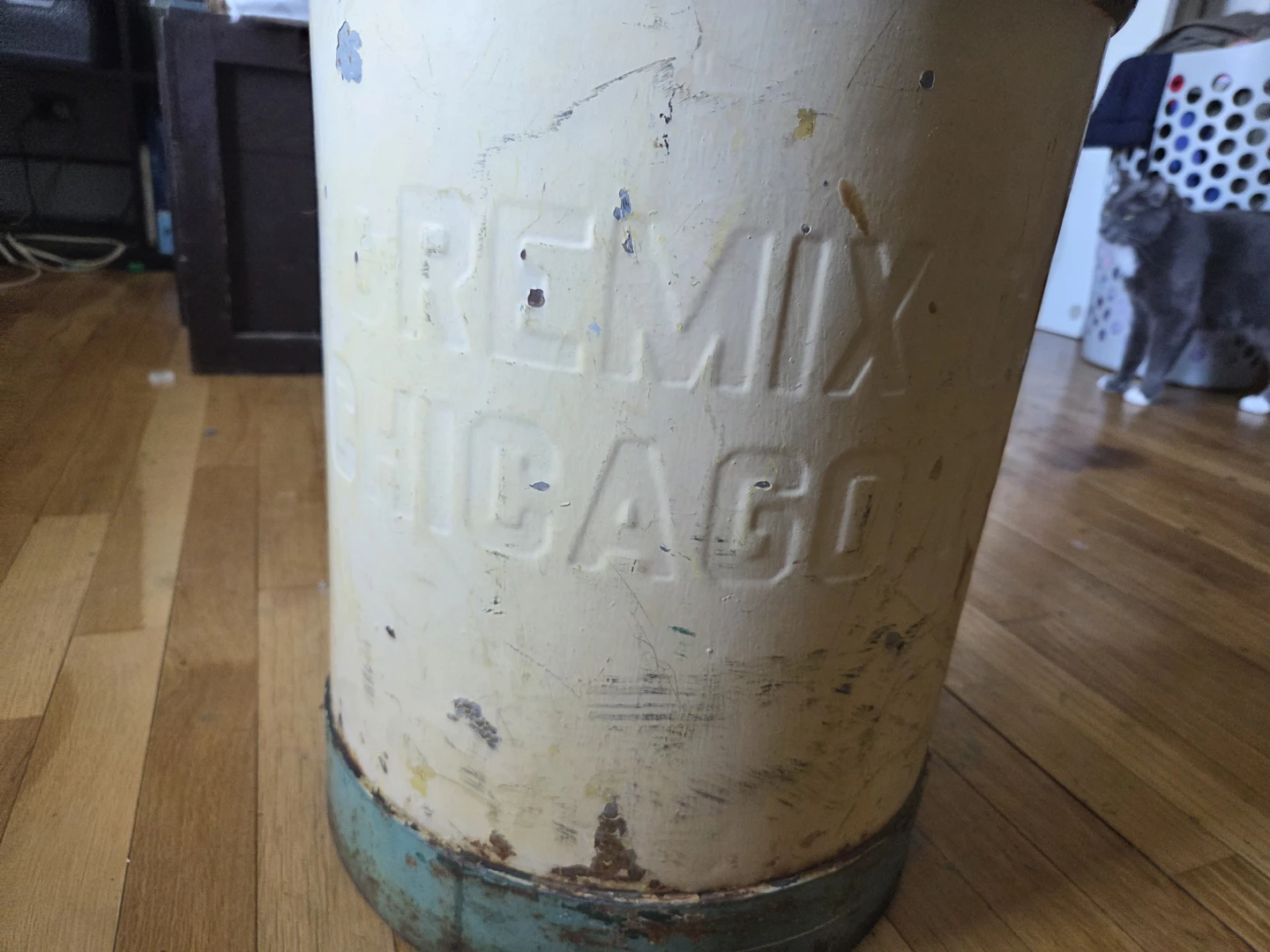 Remix Chicago Vintage Milk Can - photo 2