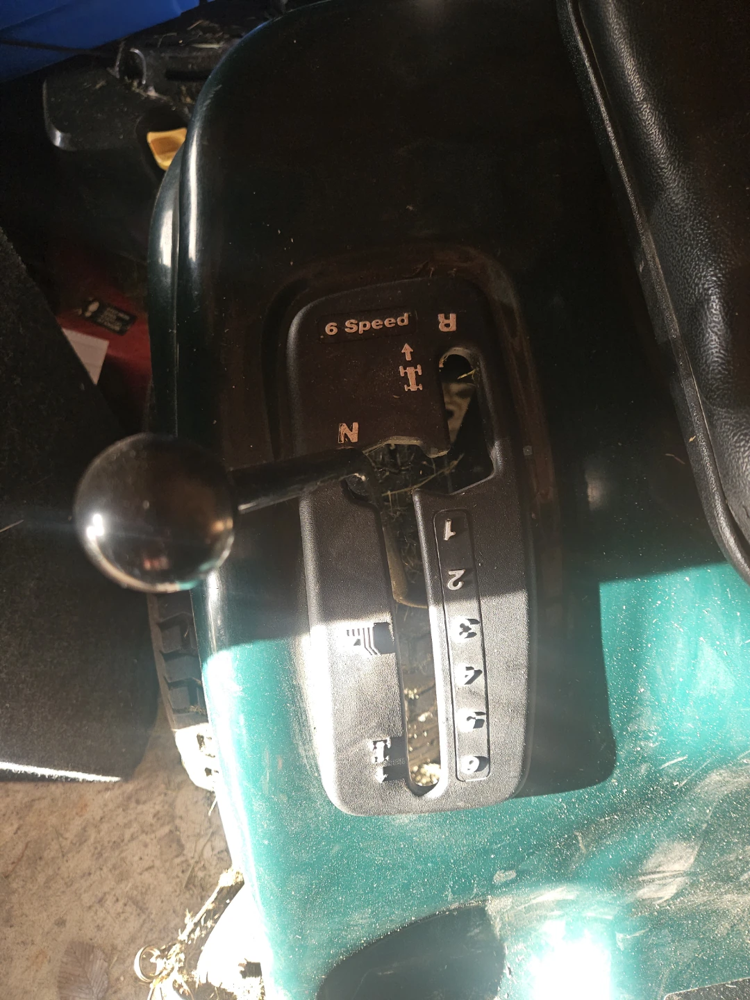 Craftsman LT1000 Riding Lawn Mower - photo 2