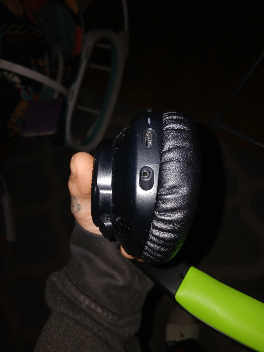 JBL wireless gaming headset and PC mic for trades - photo 5