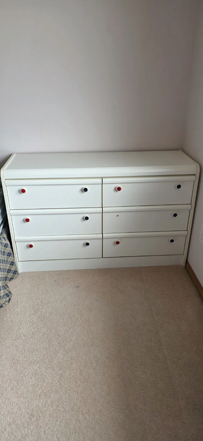 (Ozerna) White 6-Drawer Dresser with Red and Blue Knobs - photo 2