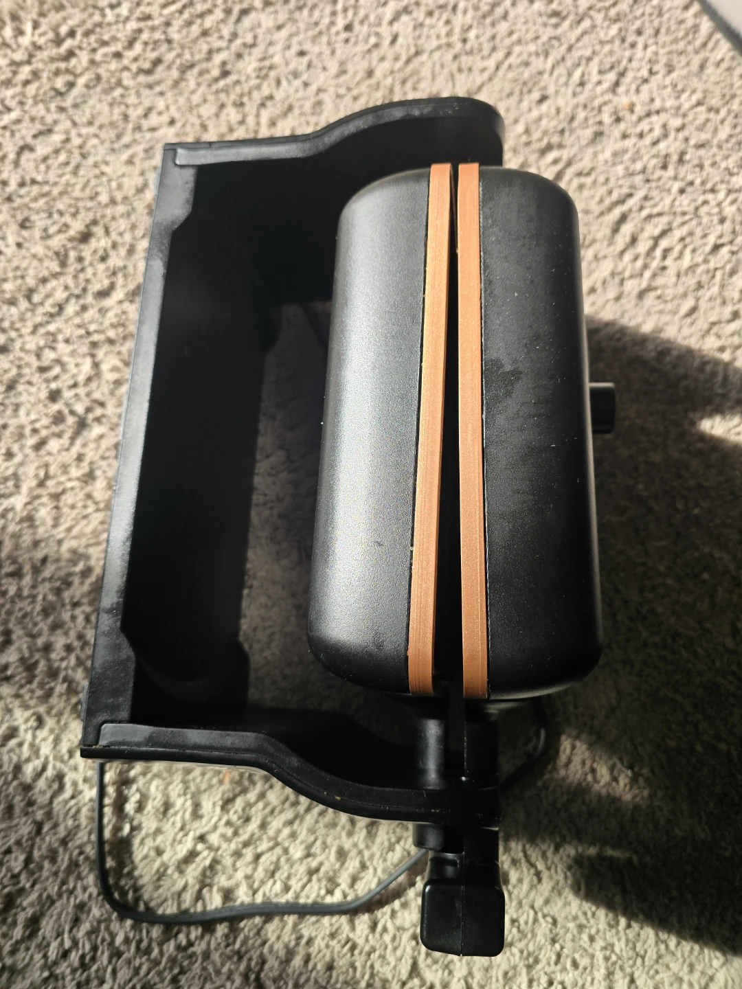 BELLA Rotating Square Waffle Maker (One-Flip)  -Intertek 1000W - photo 2