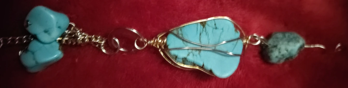 Turquoise Stone Necklace with Gold Wire Wrap - photo 2