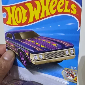 Hot Wheels Celebration Racers 1970 Chevrolet Impala die-cast car